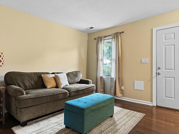 2nd image of 8108 Timberlake Rd APT 103