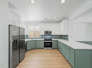 3317 E CARLA VISTA Drive, Gilbert, AZ 85295