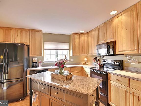 4th image of 5728 Pear Blossom Pl