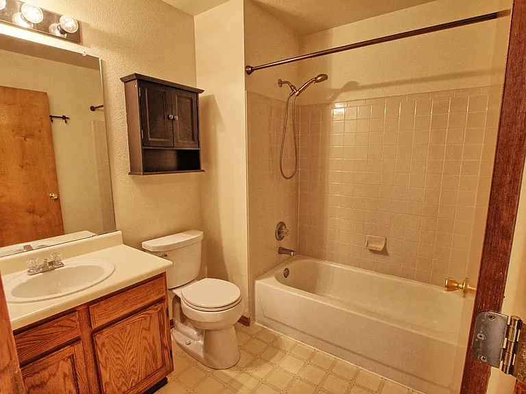 10732 Kimball St — Photo 14