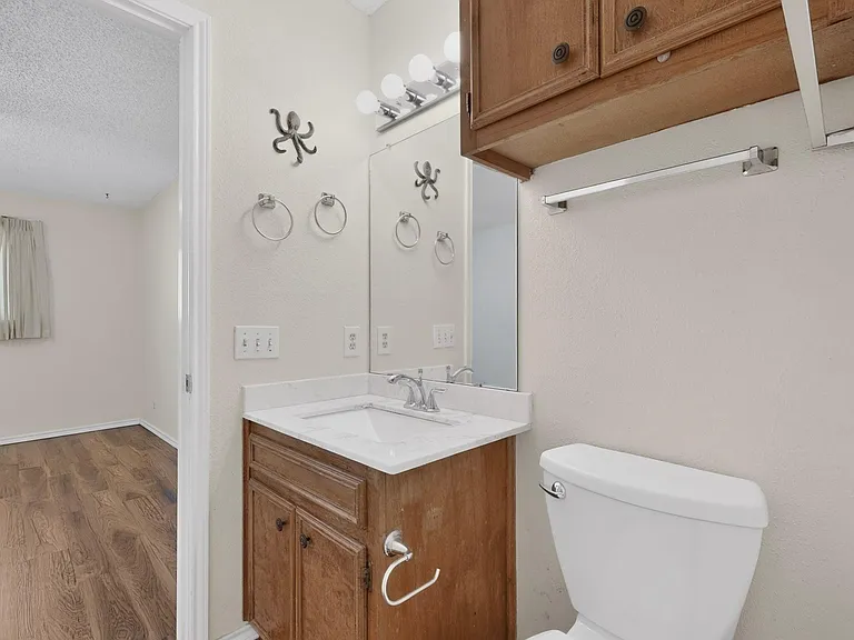 12800 Old San Antonio Rd #A — Photo 23