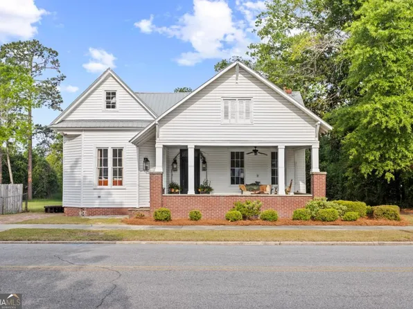 427 Harvey St, Millen, GA 30442