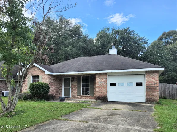 10982 Ala Moana St, Diamondhead, MS 39525