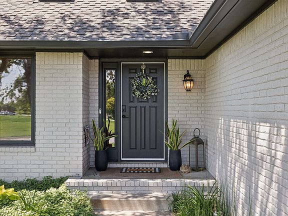 3rd image of 4635 N Cobblestone St