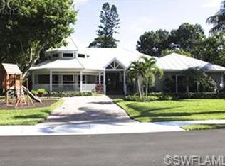1325 Alhambra Dr, Fort Myers, FL 33901