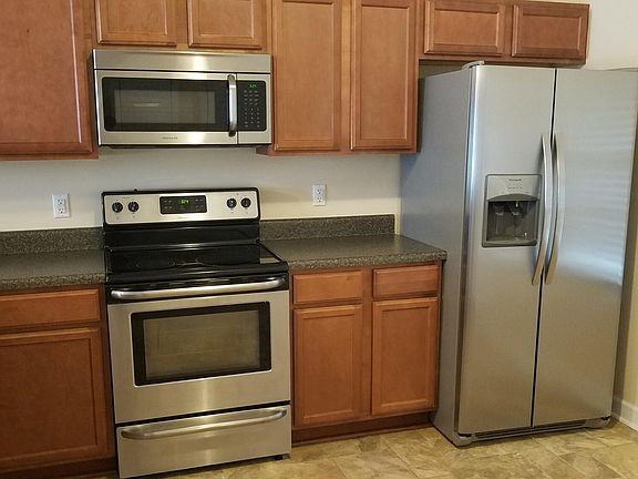 3rd image of 310 -7 Burley Drive