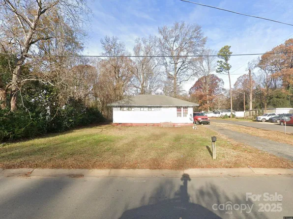 1700 Choyce Ave, Charlotte, NC 28217