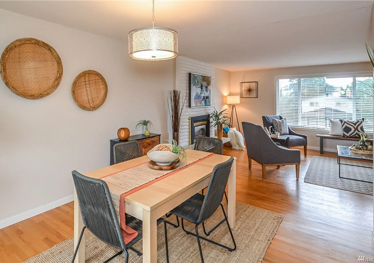 Kirkland 5 bd 3 Bath single family house with fully fence backyard. Close to Totem Lake Mall — Photo 4