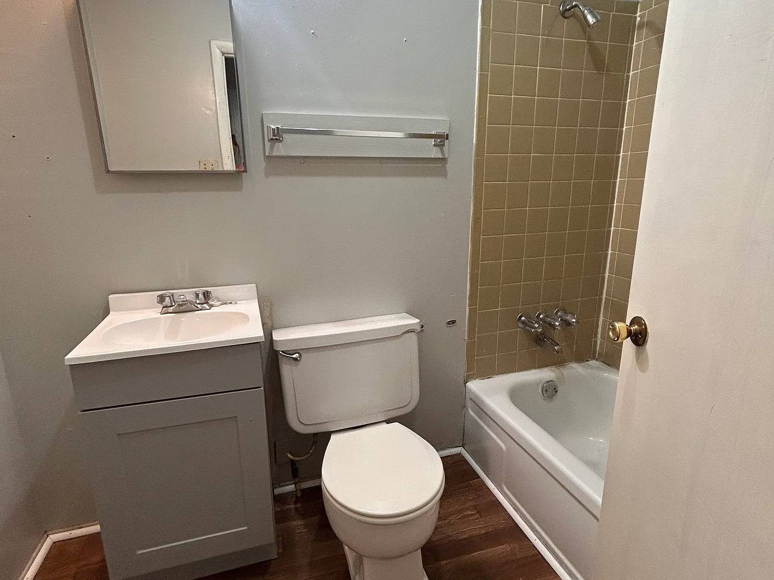 3 bed, 1066 sqft, $1,000 — Photo 4