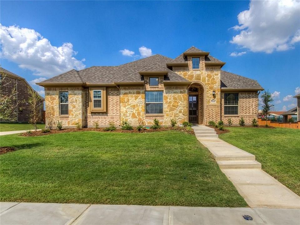 1st image of 509 Silver Chase Dr
