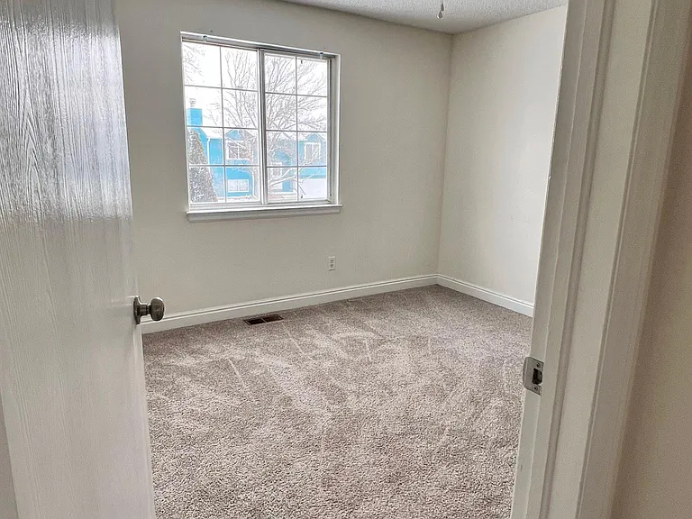 2137 Tulip St — Photo 11