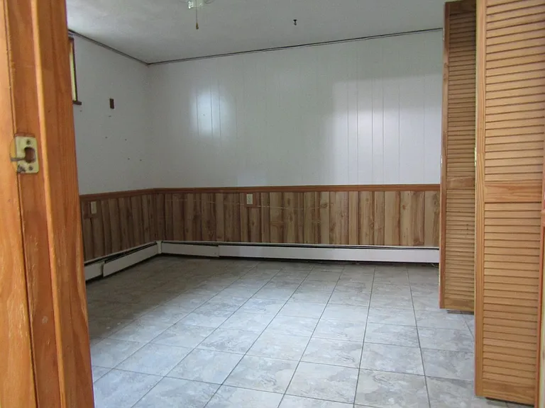 1820 Shiffler Ave — Photo 16