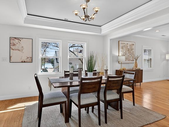 5th image of 23 Stearns Rd