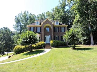 2400 Bambi Ln, Kernersville, NC 27284