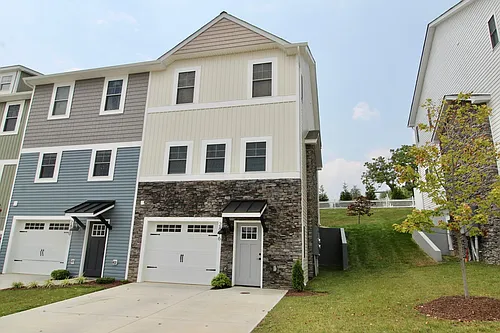 2876 Belgian Dr Photo 1