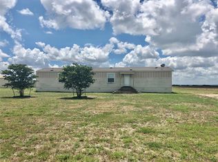 400 N Armstrong Rd, Venus, TX 76084