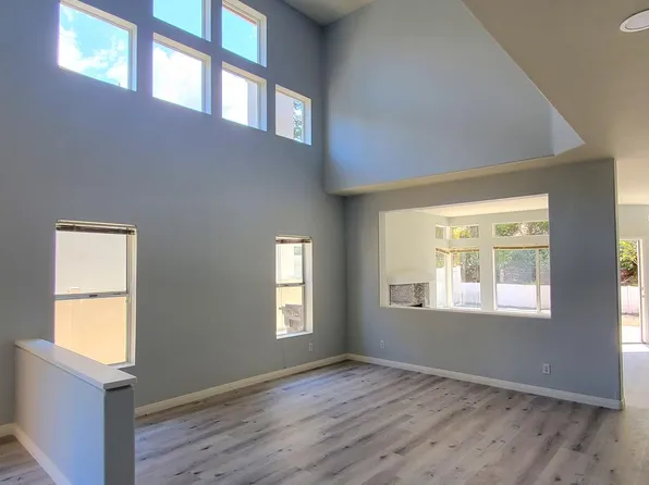 8226 E White Fir Ln, Anaheim, CA 92808