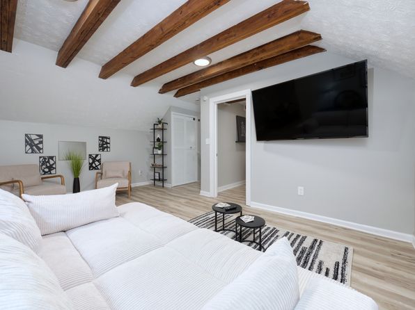 (undisclosed Address)