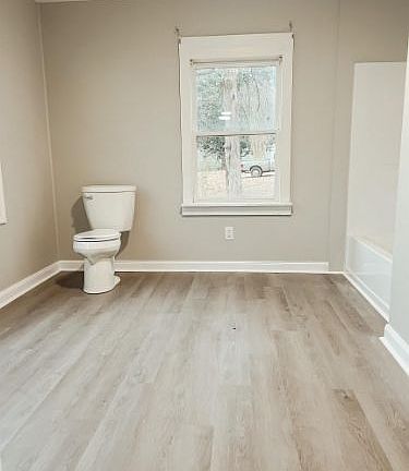 5th image of 216 Porter Rd