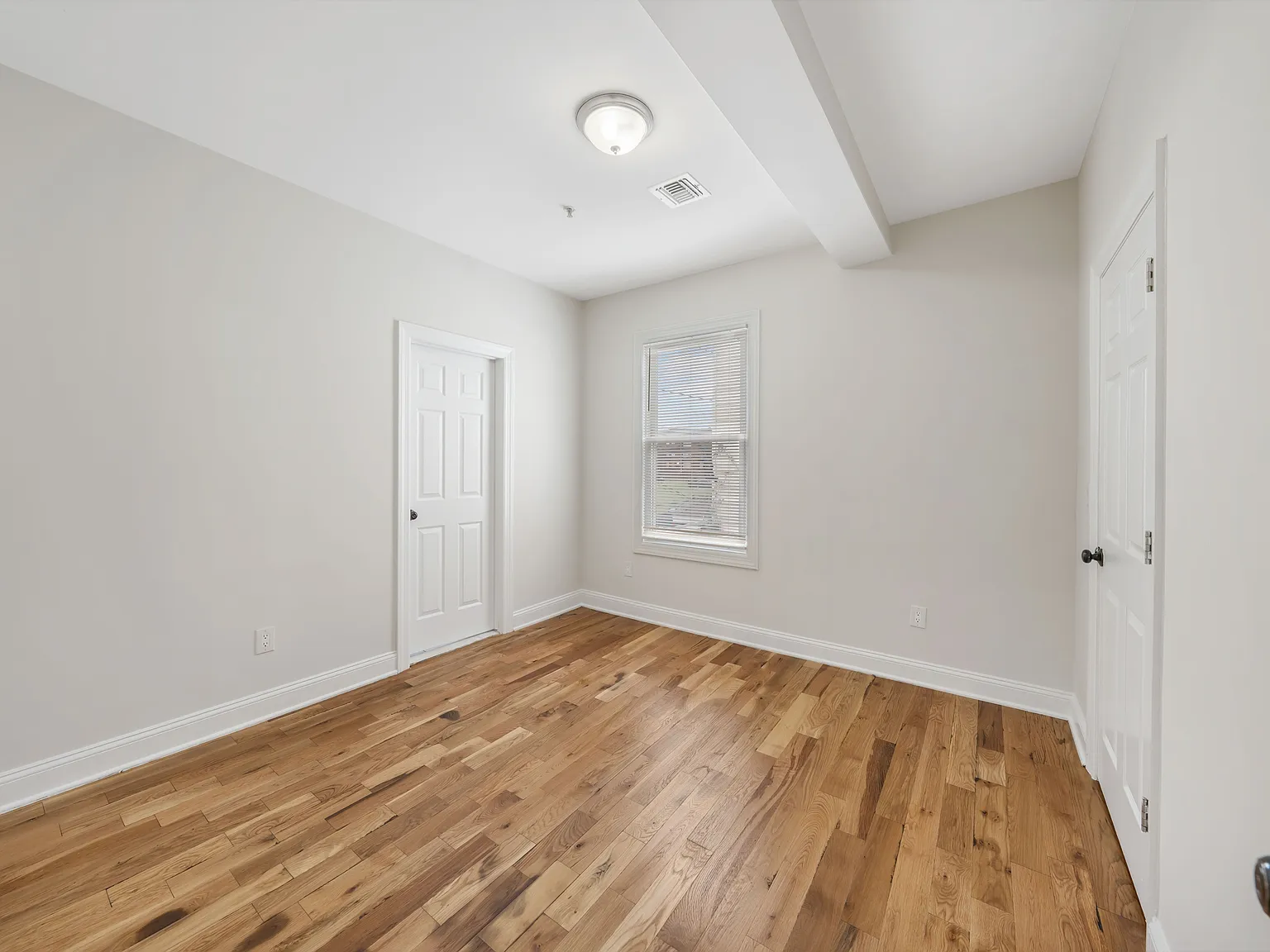 55 Lentz Avenue - 3 — Photo 4