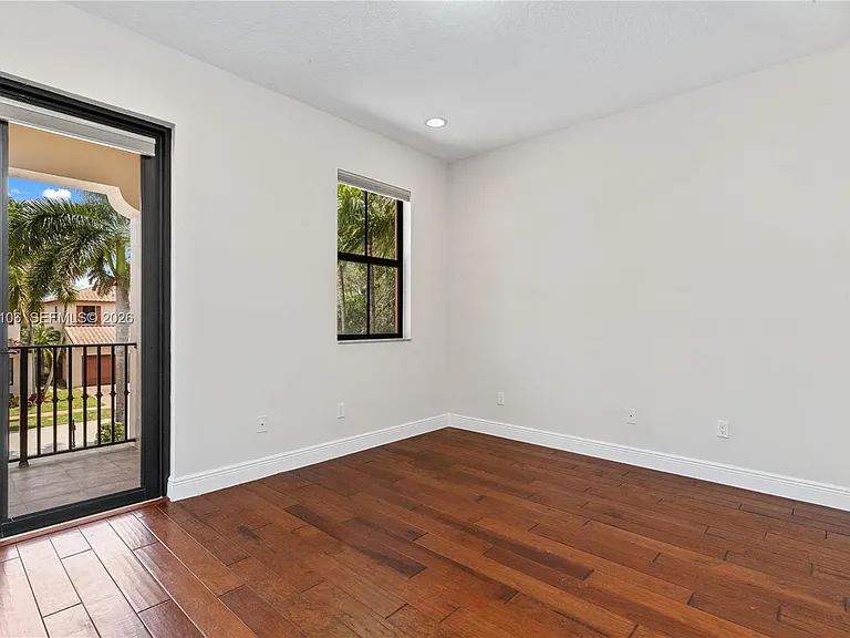 8420 NW 33rd St — Photo 51