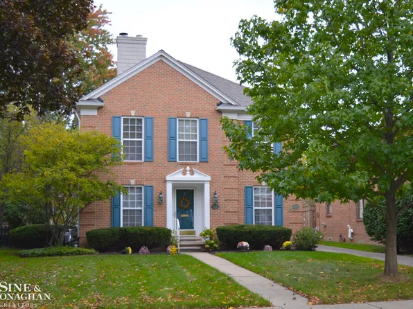 860 Neff Rd, Grosse Pointe, MI 48230