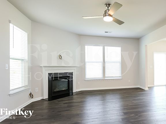 5th image of 614 Goldburn Way