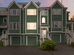 252 Spinnaker Dr, Halifax, NS B3N3C6