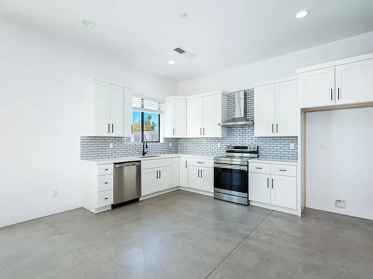74360 Goleta Ave #2 — Photo 10