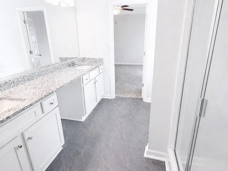 214 Patriots Way — Photo 16