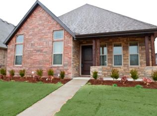 3301 SW Stoneway Ave, BENTONVILLE, AR 72712