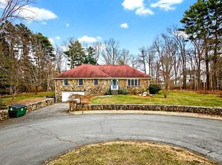 32 Madison Ct, Westport, MA 02790