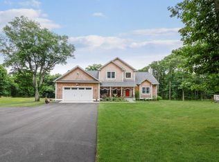 30 Prospect Ave, Jamestown, RI 02835