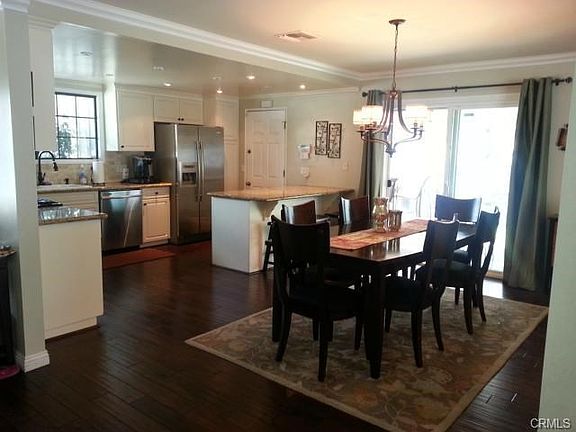 Diningroom & Kitchen