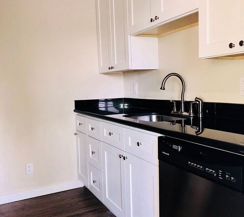 1st image of 12839 SE 40th Pl APT C6
