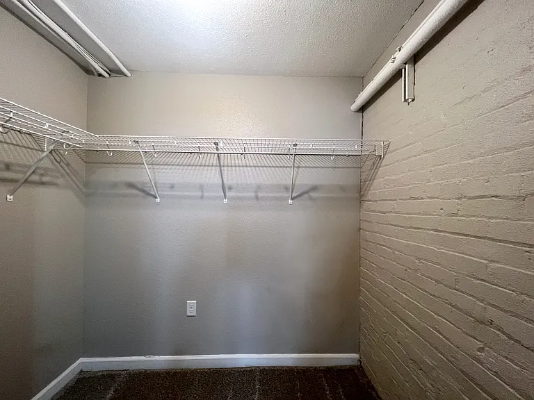 8.Closet 8.Closet