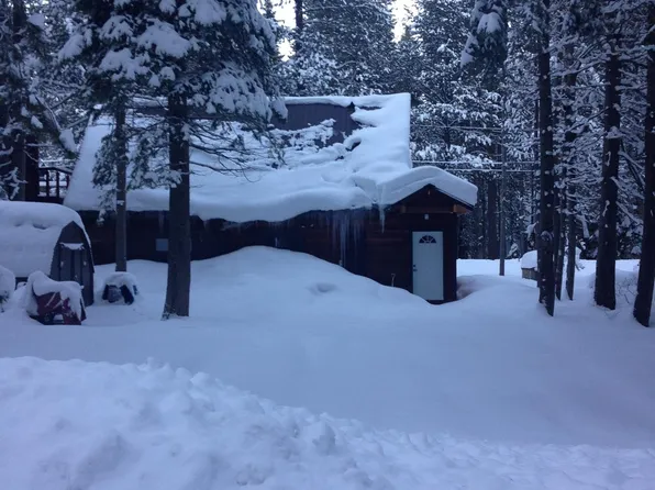 15689 Spruce St, Truckee, CA 96161