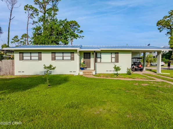 1402 Palm Blvd, Port Saint Joe, FL 32456