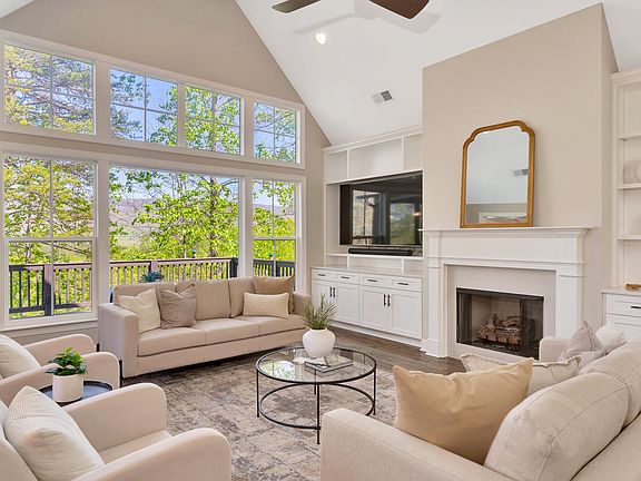 4th image of 1169 Leconte Cir