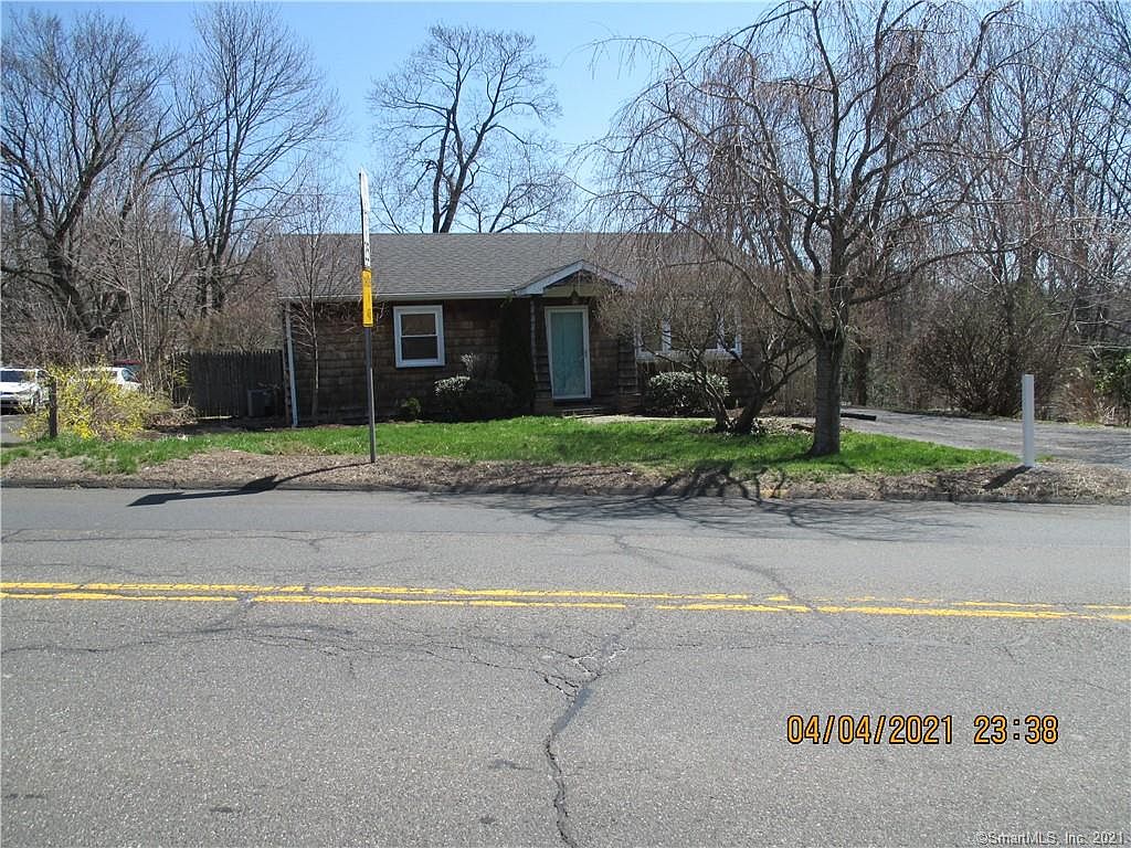 540 S Curtis St Meriden Ct 06450 Mls 170384805 Zillow