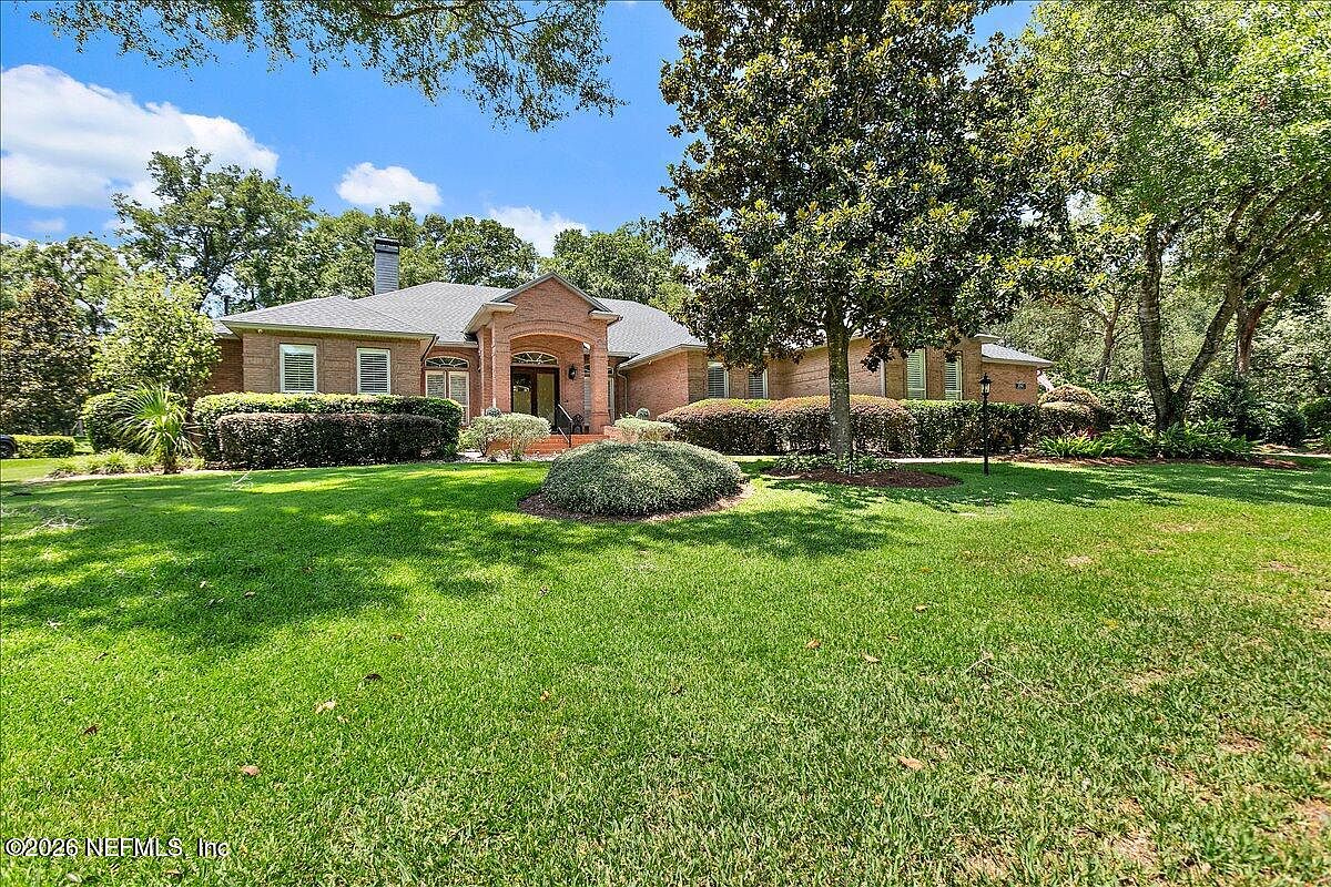 3542 SHINNECOCK Lane