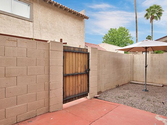 5th image of 1071 N 84th Pl