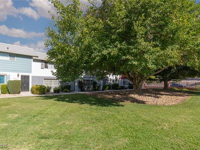 130 Greenbriar Townhouse Way #TOWNHOUSE, Las Vegas, NV, 89121