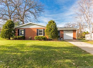 4310 Front Royal Dr, McHenry, IL 60050
