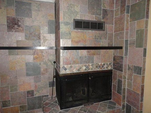 5th image of 315 E Lincoln Ave