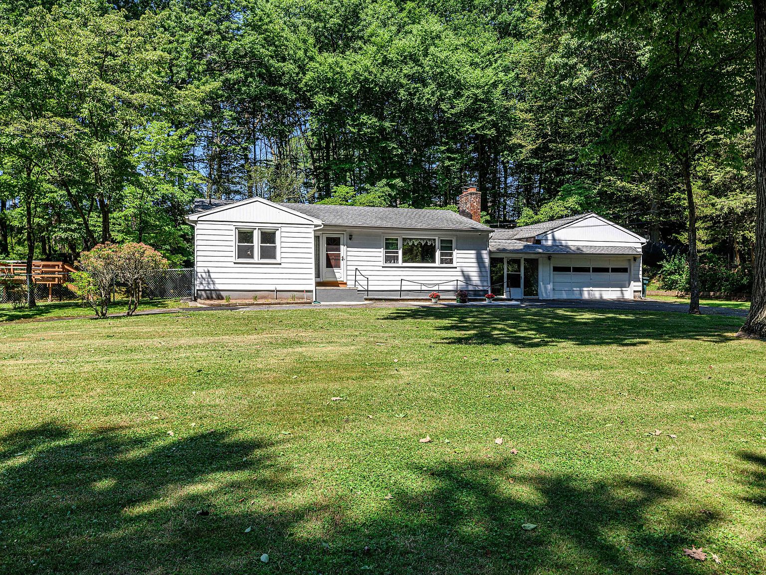 1116 Paradise Ave, Hamden, CT 06514 Zillow