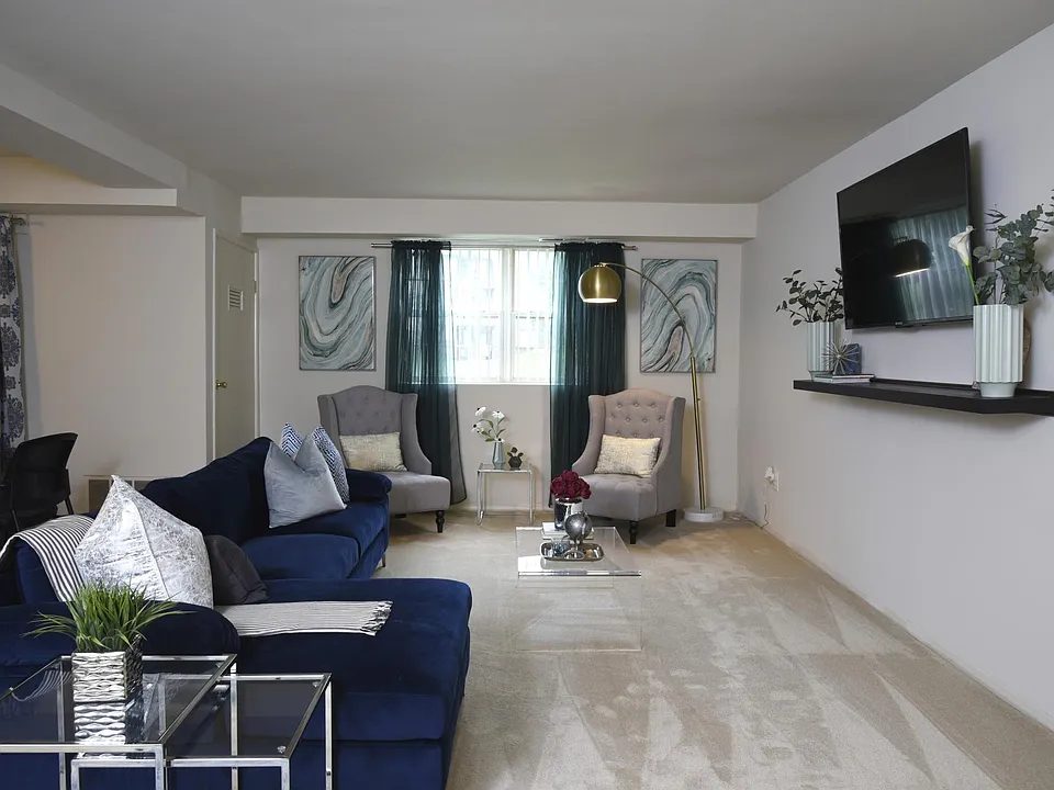 Deer Park Apartments