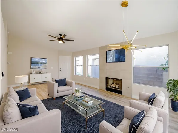 1417 Astronomy Cir, Las Vegas, NV 89128