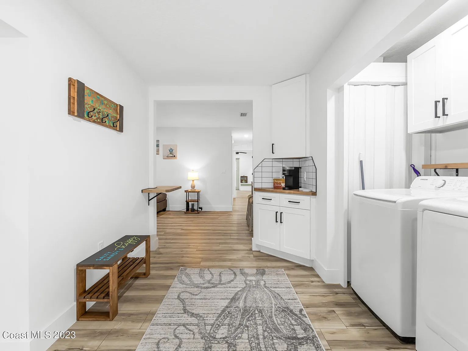 2 bed, 2.0 bath, 2112 sqft, $2,700 — Photo 4