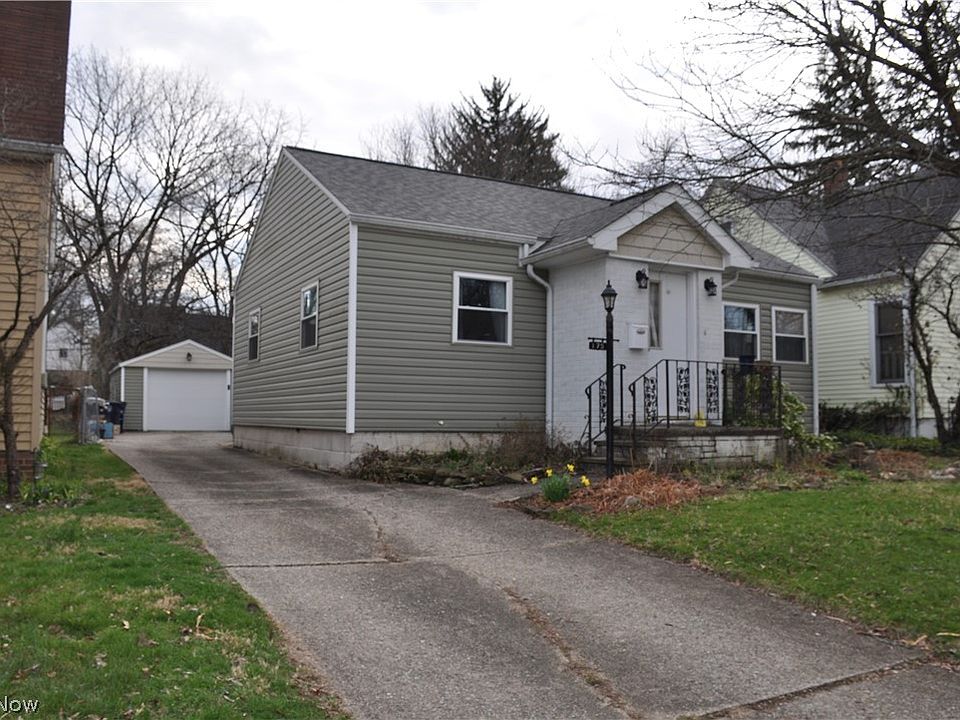 2nd image of 175 Harcourt Dr
